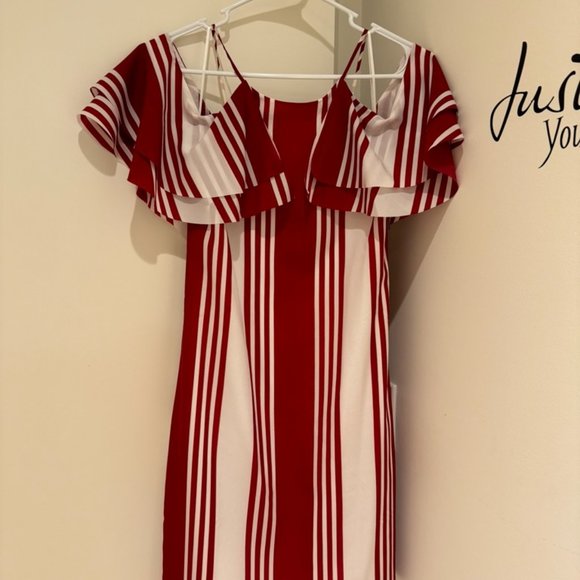 Off-Shoulder Dress - Picture 2 of 5